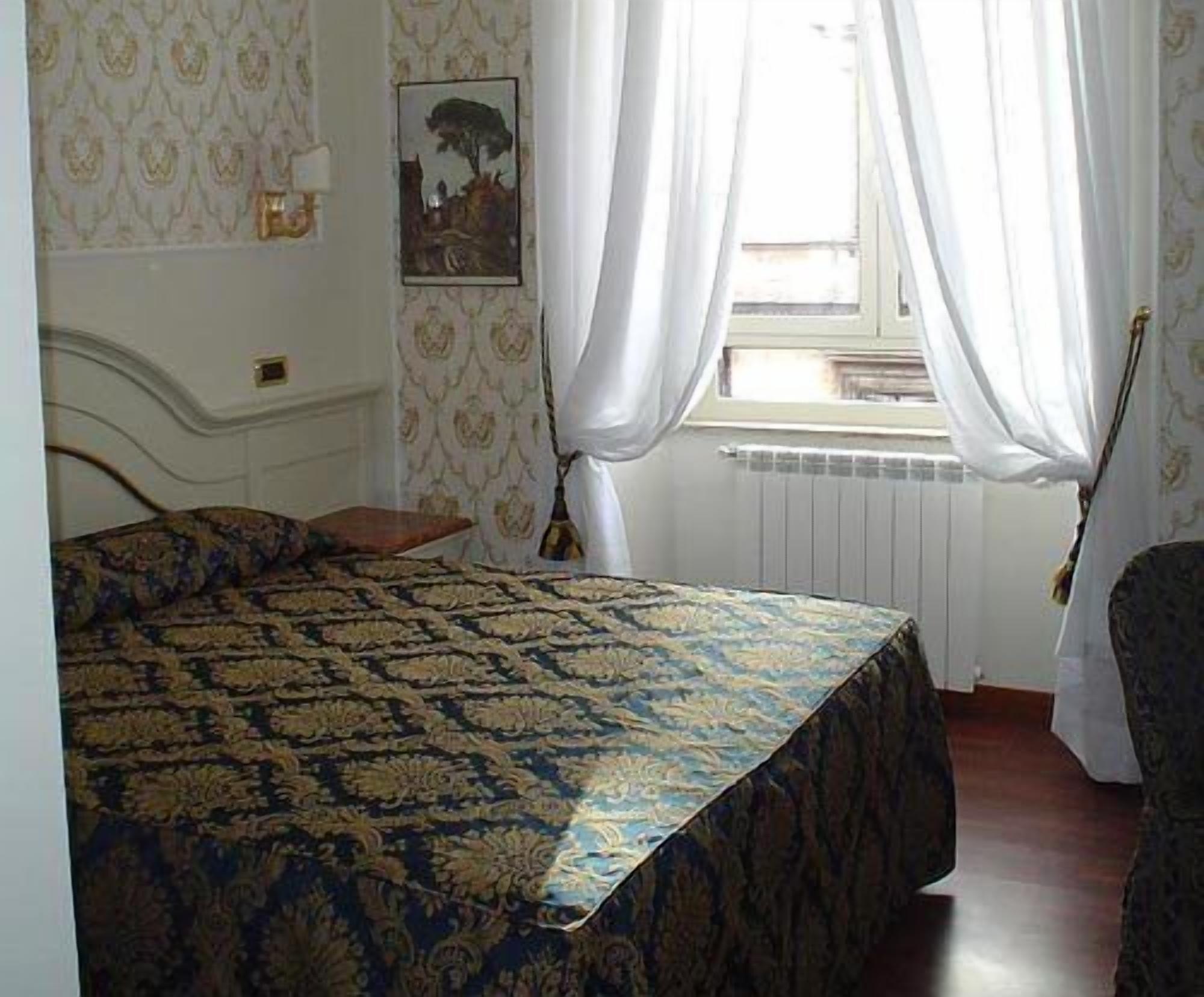 Hotel Dina Rome Exterior photo