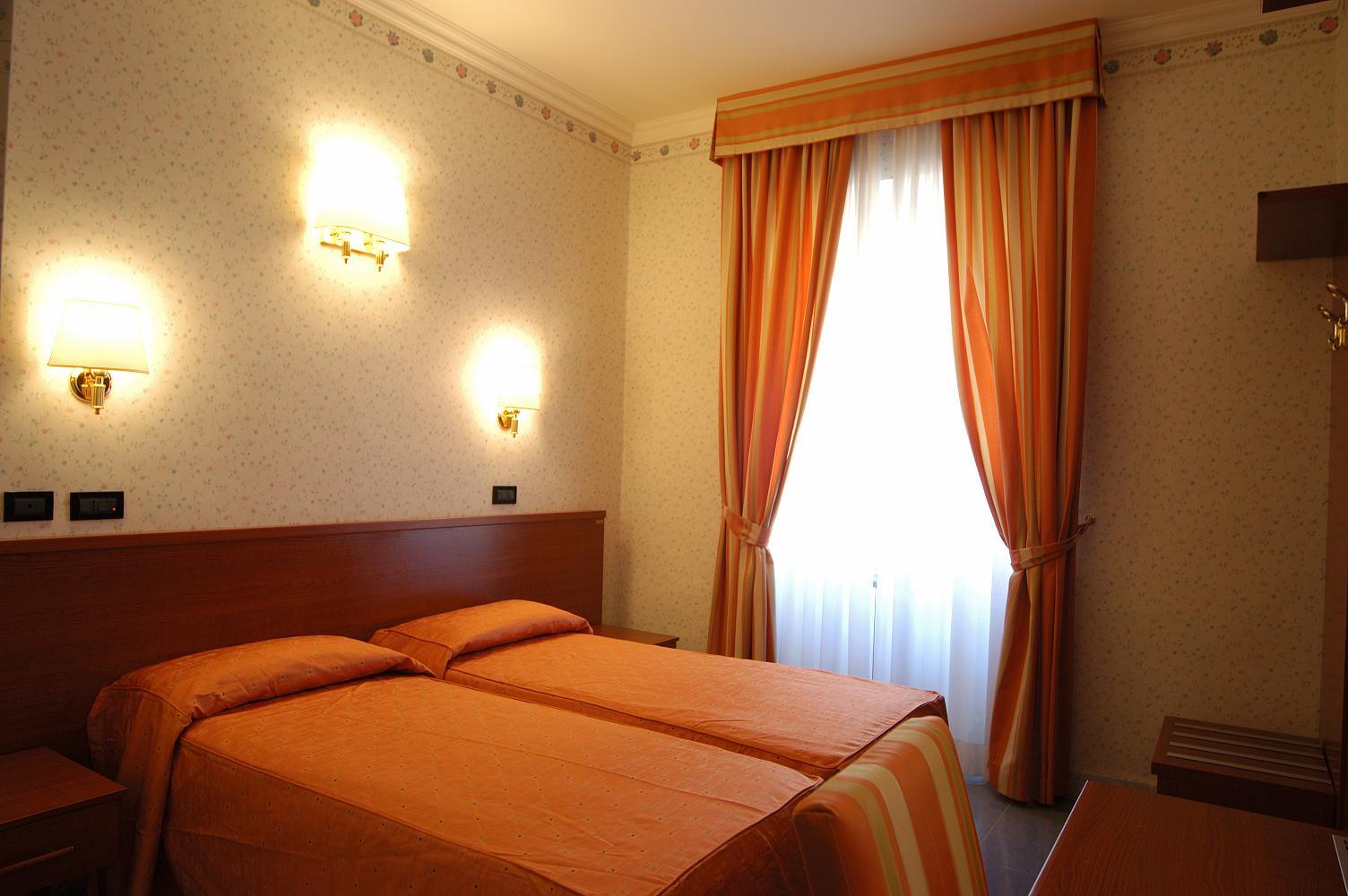 Hotel Dina Rome Exterior photo