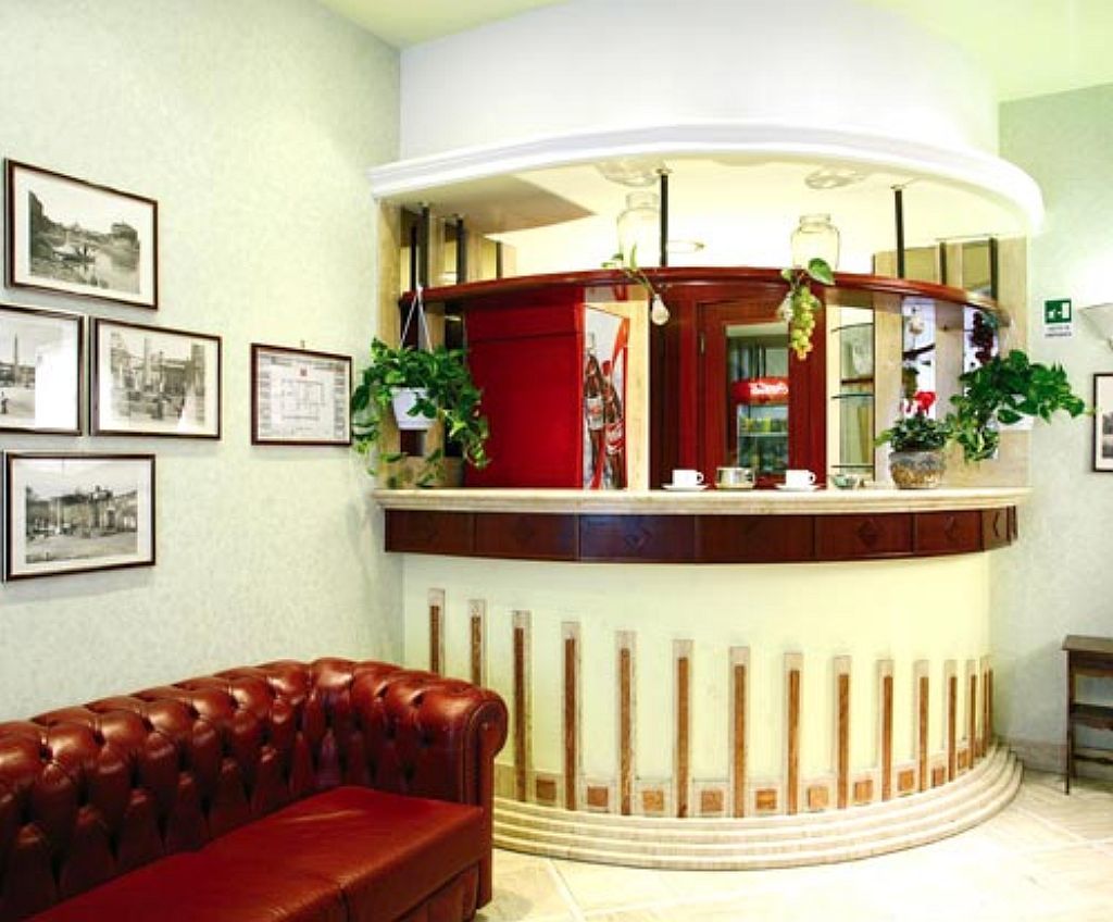 Hotel Dina Rome Exterior photo